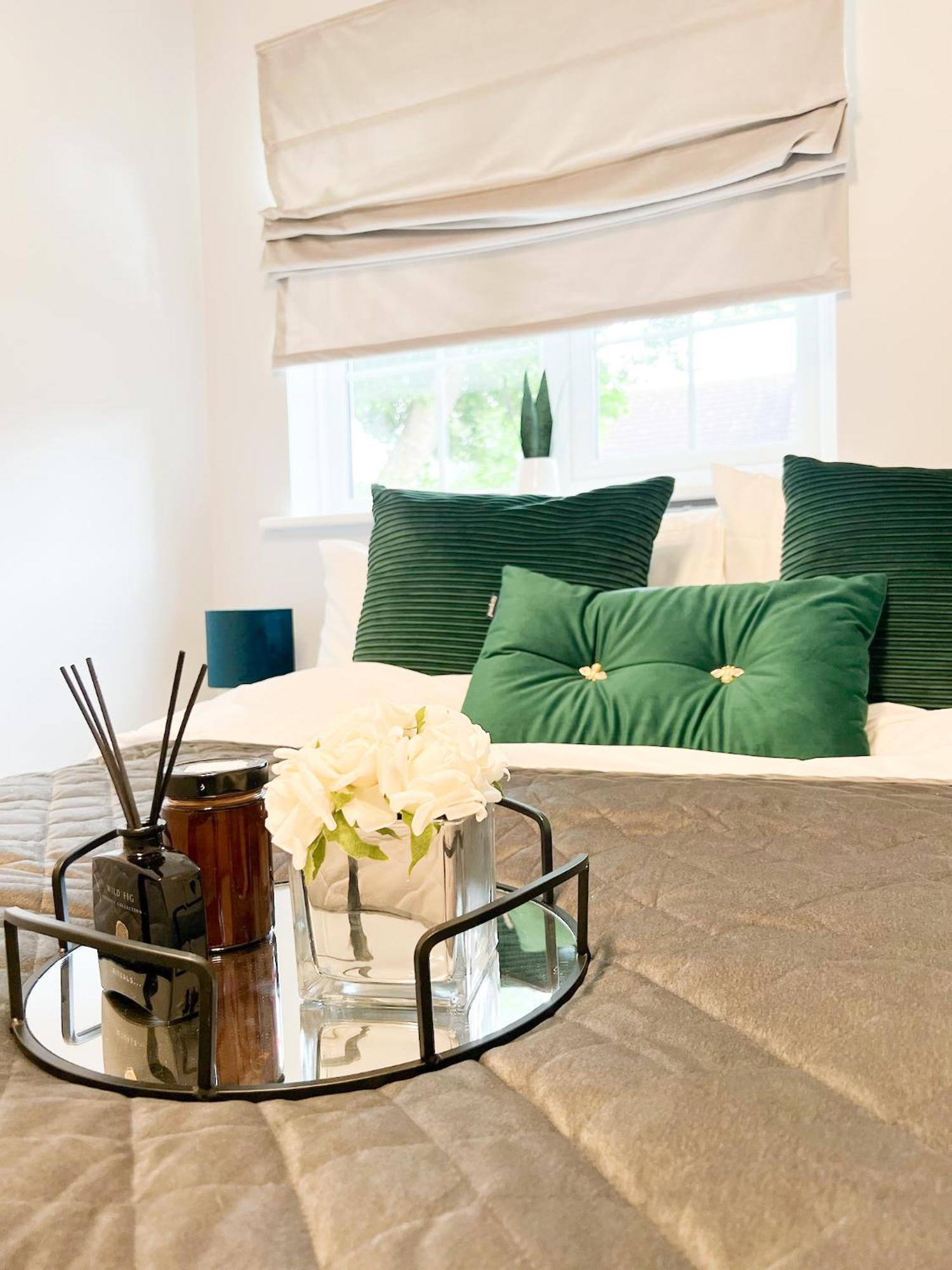 Beautiful Apartment In Beckton With Private Entrance And Garden London Exterior photo