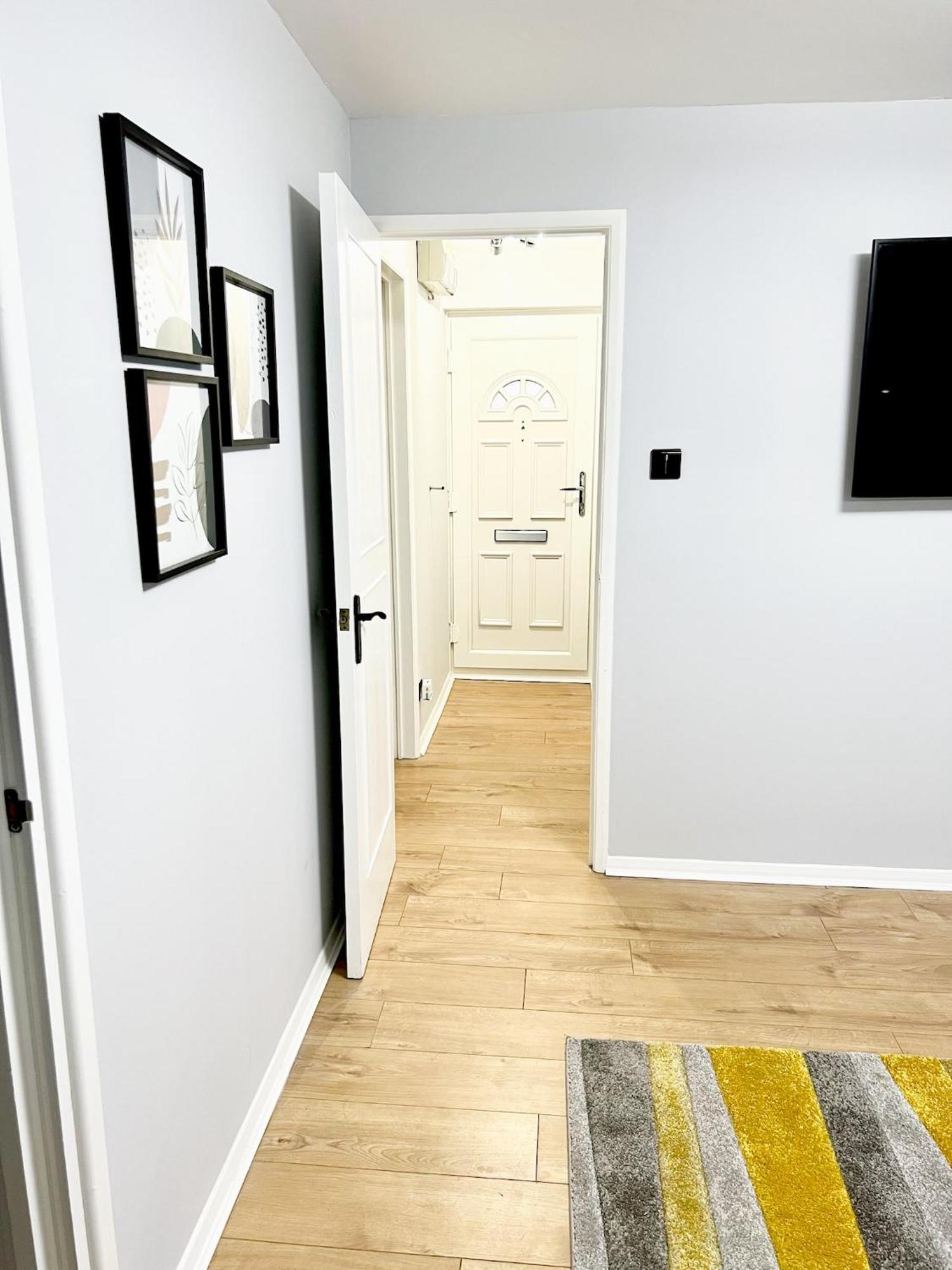 Beautiful Apartment In Beckton With Private Entrance And Garden London Exterior photo